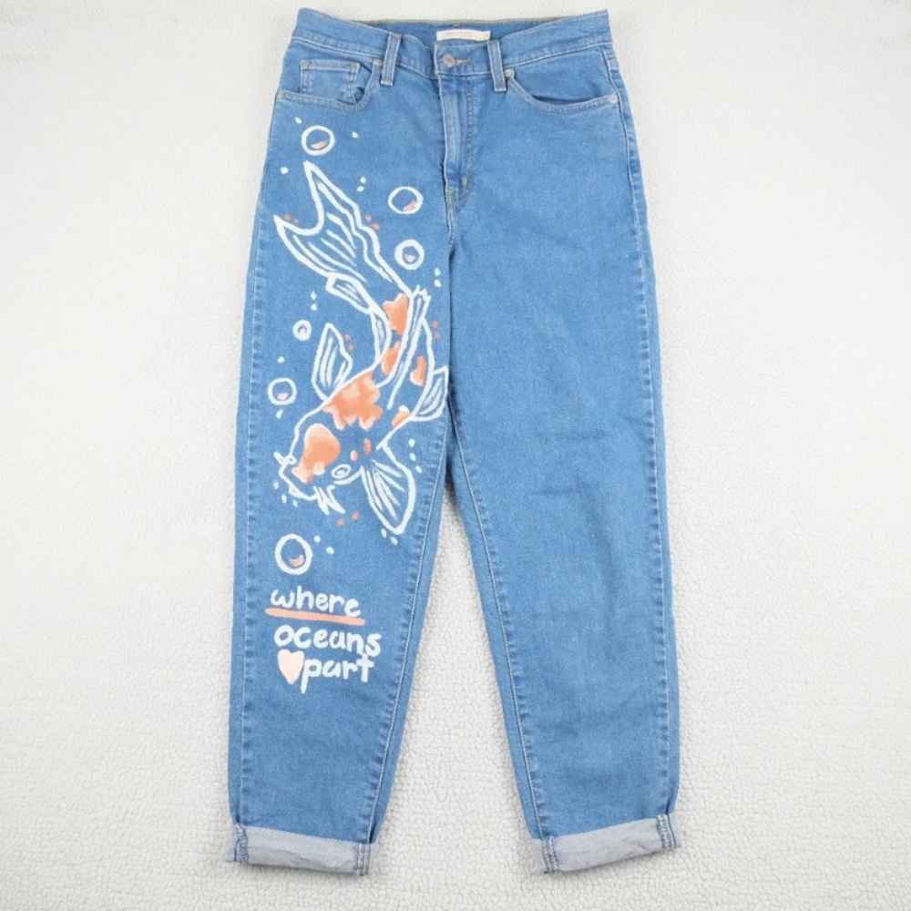Levi’s doodle jeans